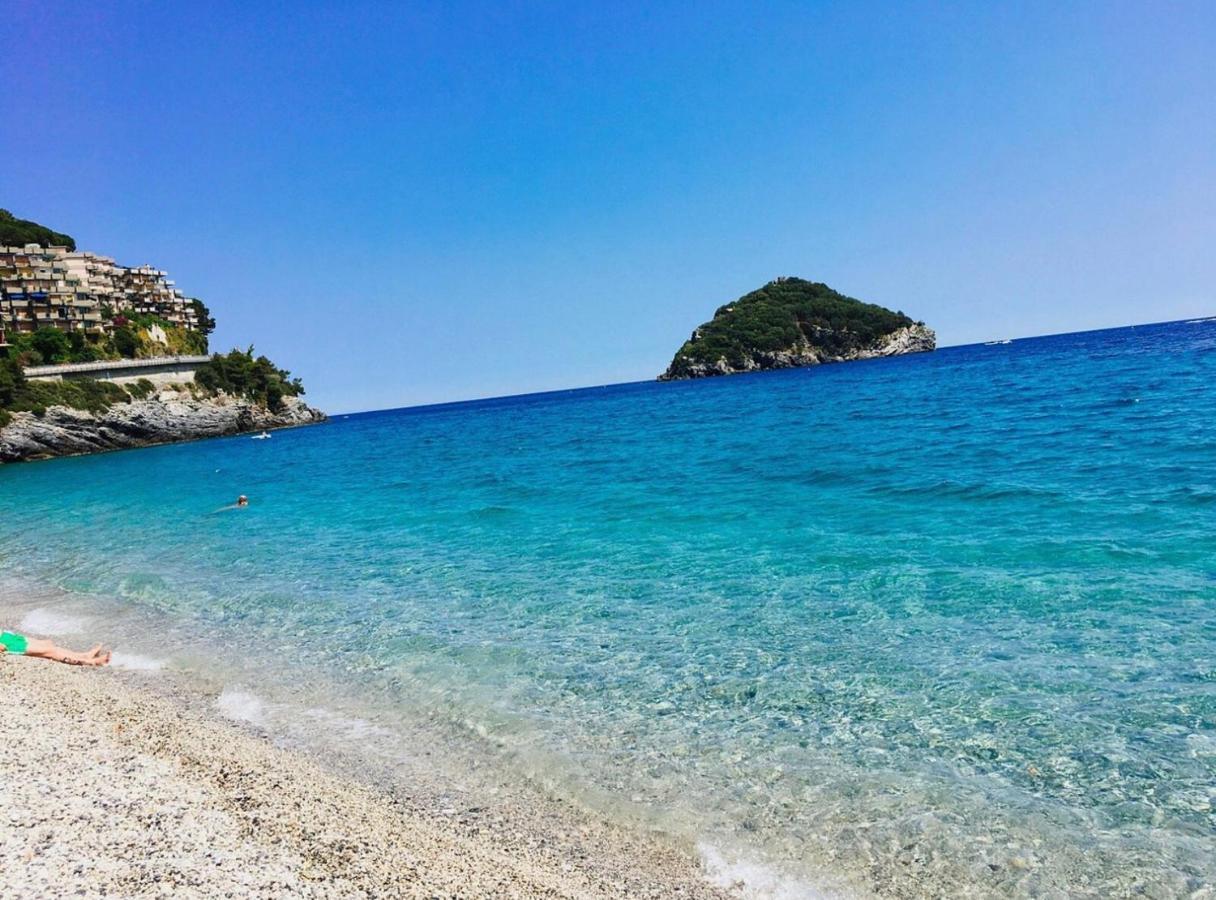A 5 Minuti Dal Mare - Dolphin Beach House Spotorno Exteriér fotografie