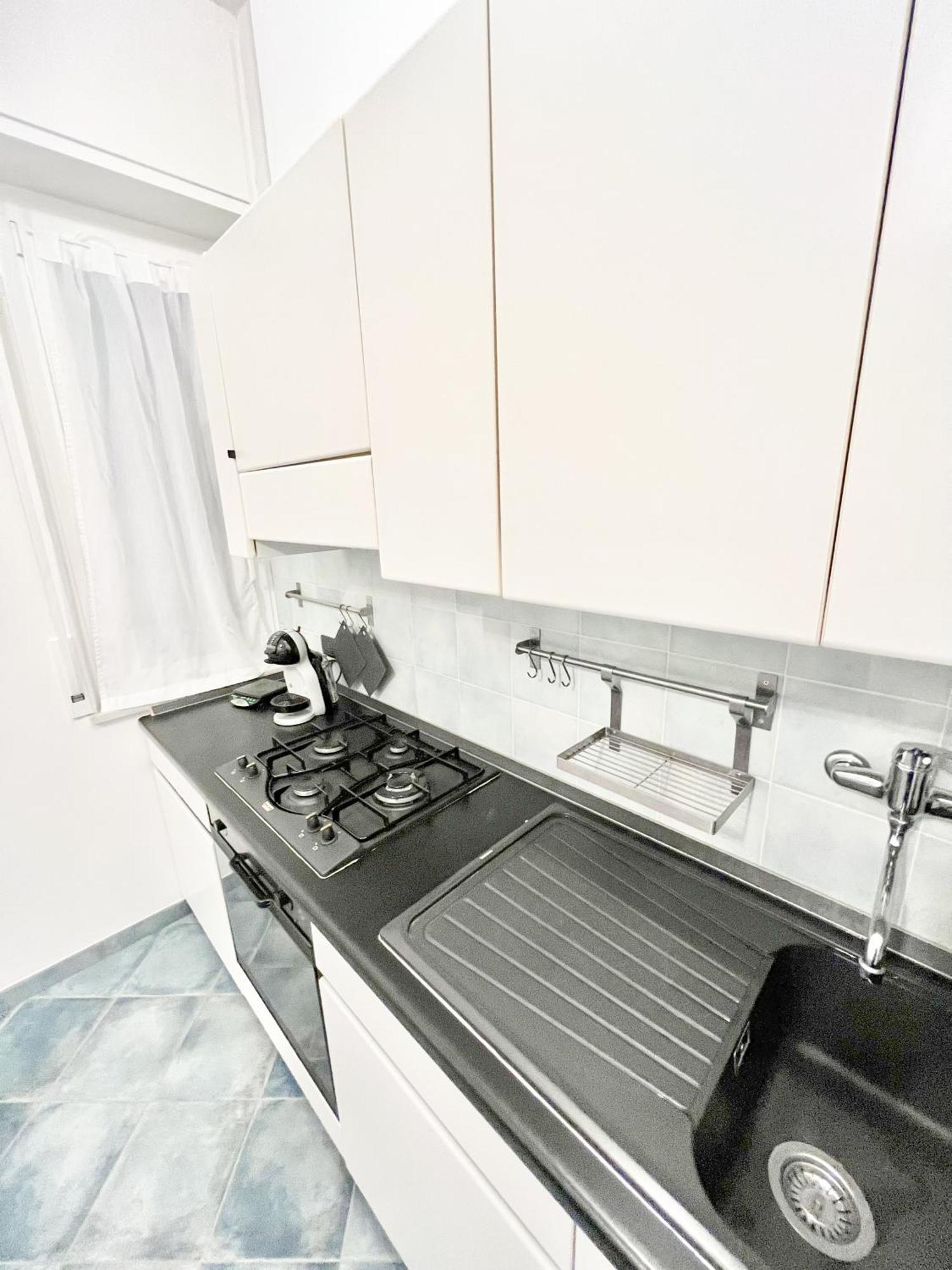 A 5 Minuti Dal Mare - Dolphin Beach House Spotorno Exteriér fotografie